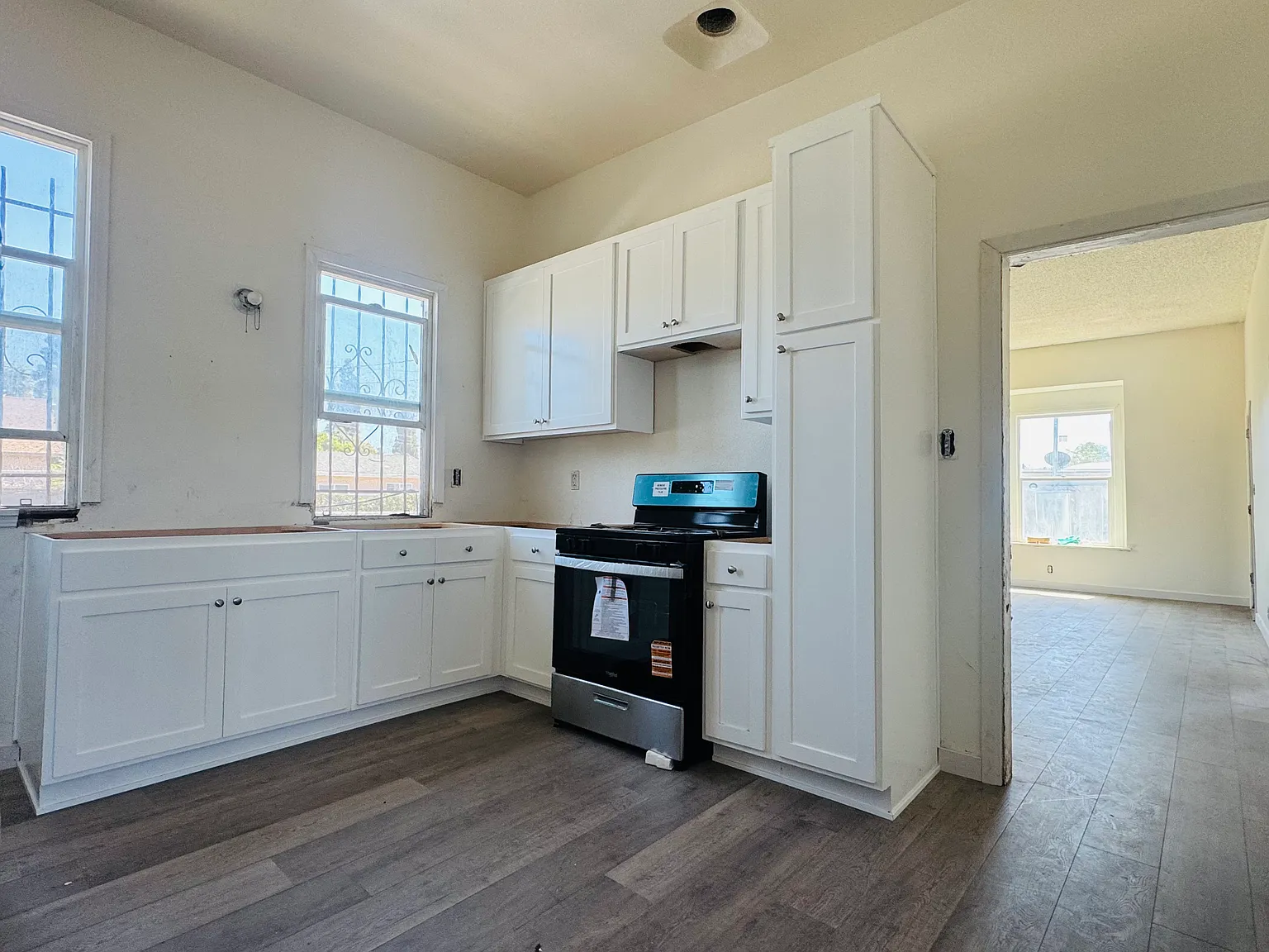 Remodeled 3 Bed, 2 Bath Home w/ Primary Suite & Huge Gated Parking — Photo 2