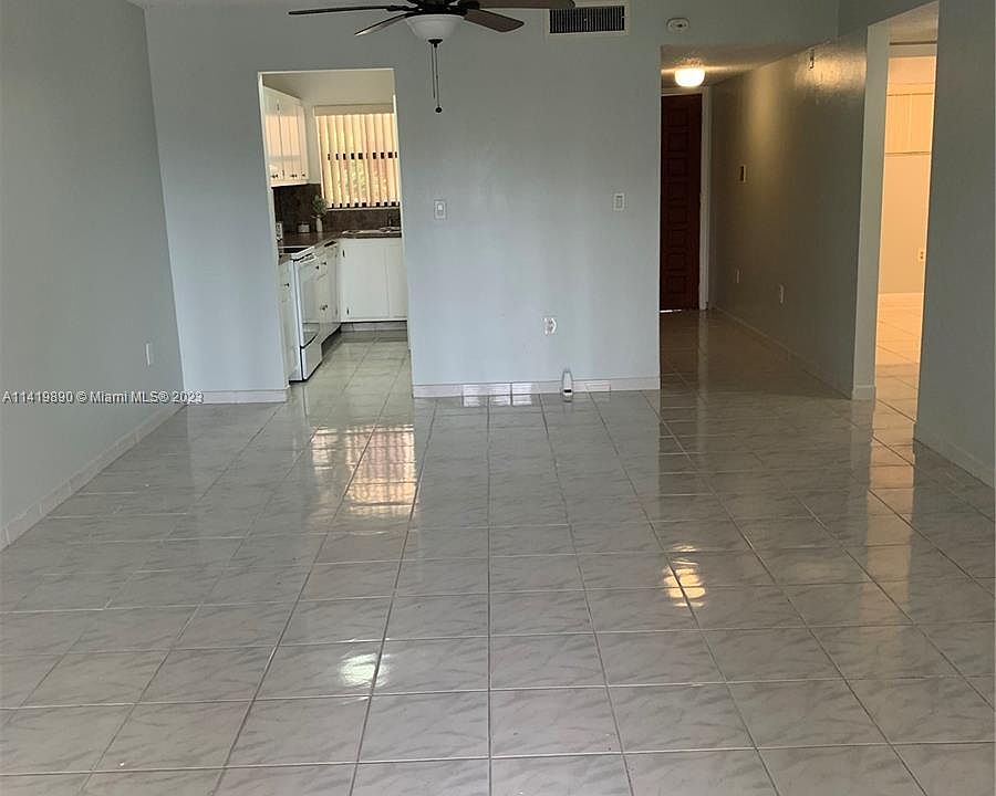 1st image of 650 NE 149th St APT 402A