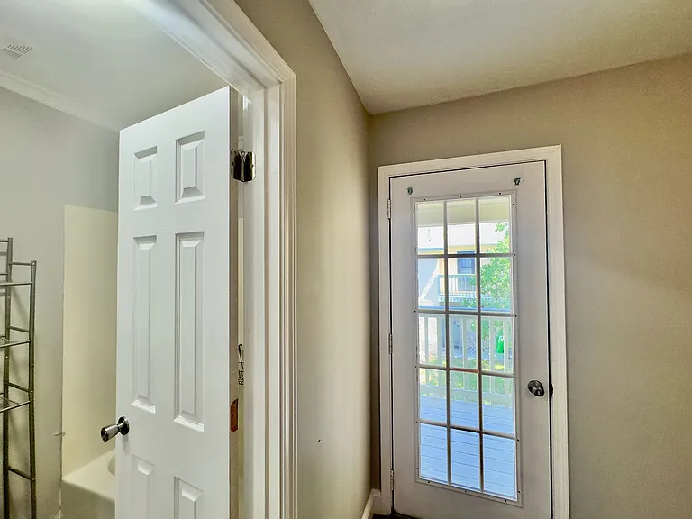 138 Bonnie Ln — Photo 14