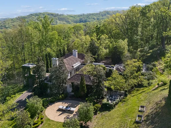 1500 Chickering Rd, Nashville, TN 37215