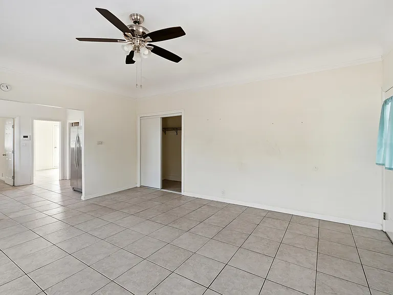 334 N Broadway Ave #334 — Photo 15