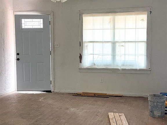 2nd image of 1333 SW 32nd St