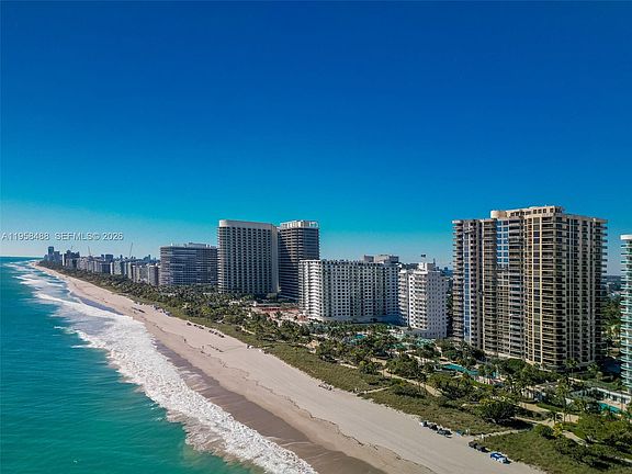 4th image of 9999 Collins Ave APT 3E