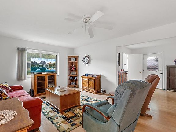 2nd image of 773 VIVIENDA SOUTH COURT #8