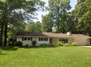 506 Gilmore Lake Rd, Columbia, IL 62236