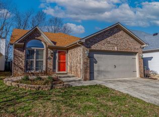 2948 Masters View Rd, Lexington, KY 40511