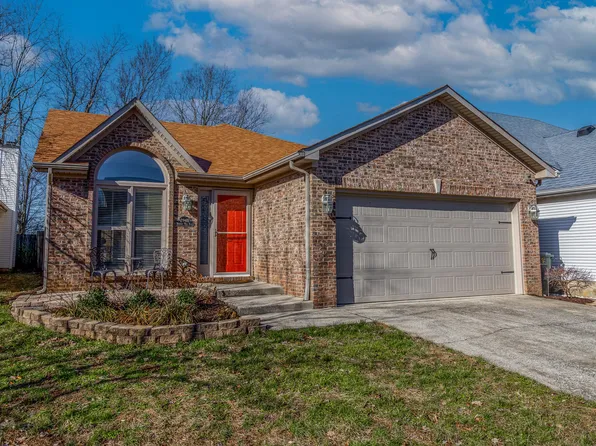 2948 Masters View Rd, Lexington, KY 40511