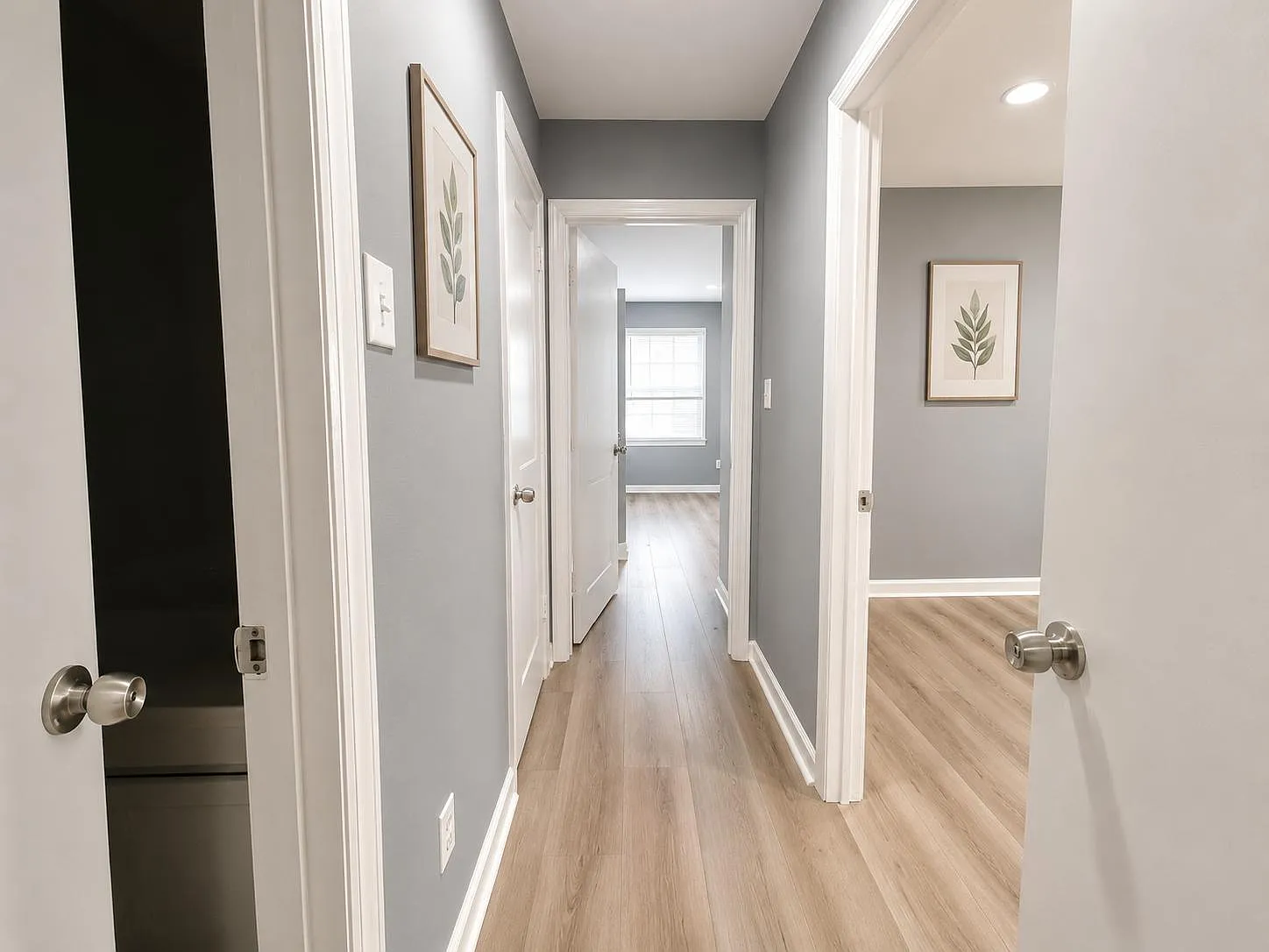 3 bed, 2.0 bath, 1280 sqft, $1,027 — Photo 3