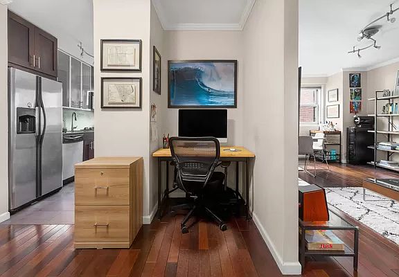 4th image of 122 Ashland Pl APT 2G