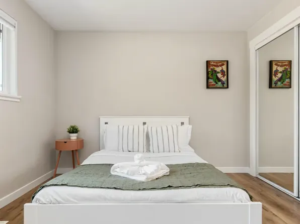 13829 NE 74th St, Redmond, WA 98052