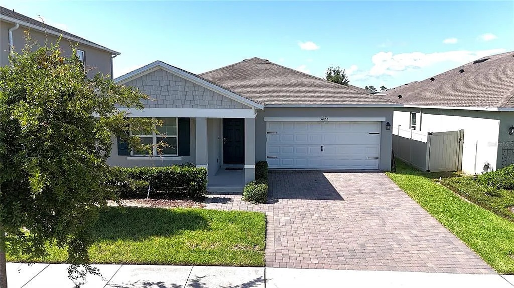 4 bed, 2.0 bath, 1639 sqft, $2,650 — Photo 3