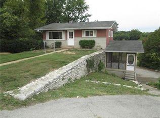 4472 Baumgartner Rd, Saint Louis, MO 63129