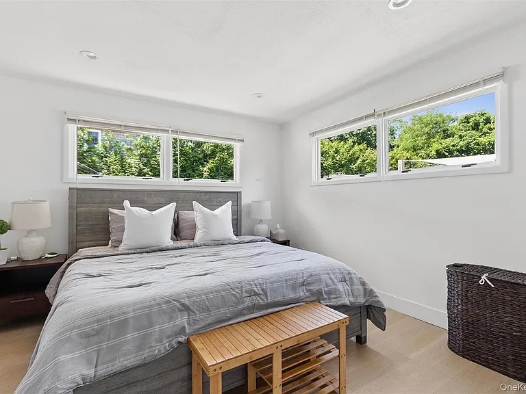243 Sunset Ave — Photo 17
