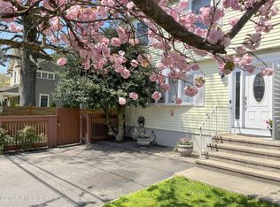 3 Dale Dr, Greenwich, CT 06831