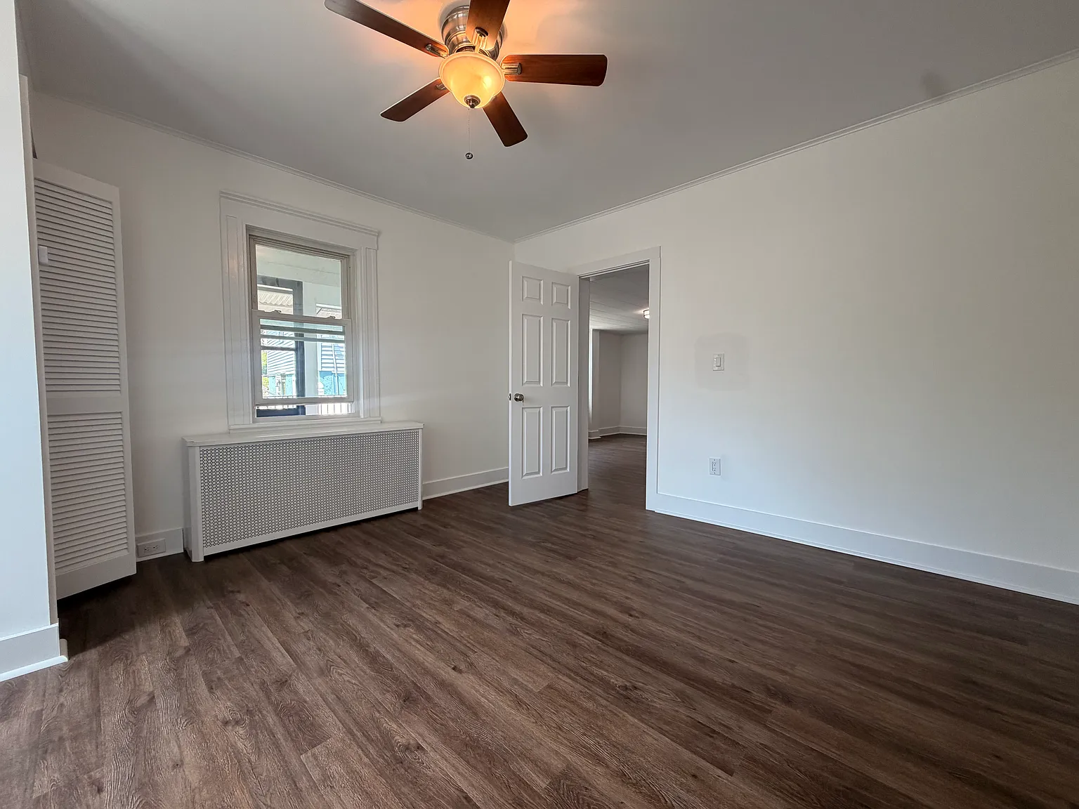 3 bed, 1108 sqft, $3,500 — Photo 2