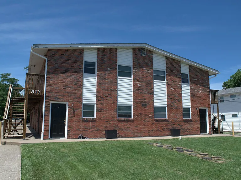513 N Old Highway 63 — Photo 1