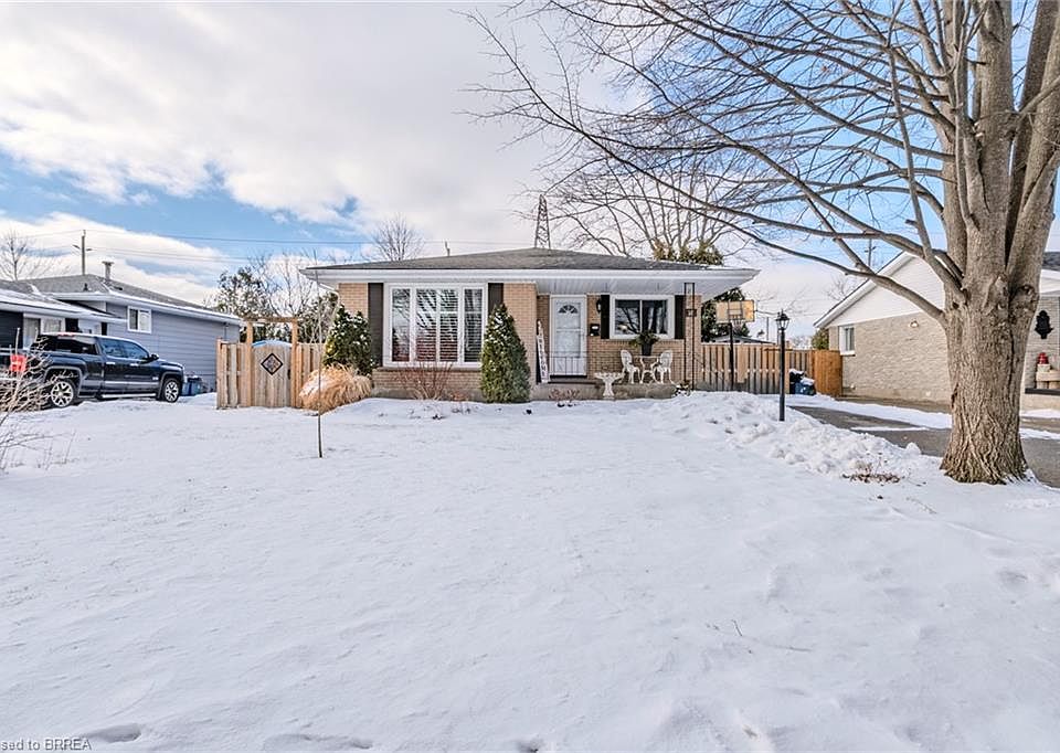 1st image of 18 Linden Ave