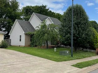 118 Shanks Mill Dr, Bowling Green, KY 42104