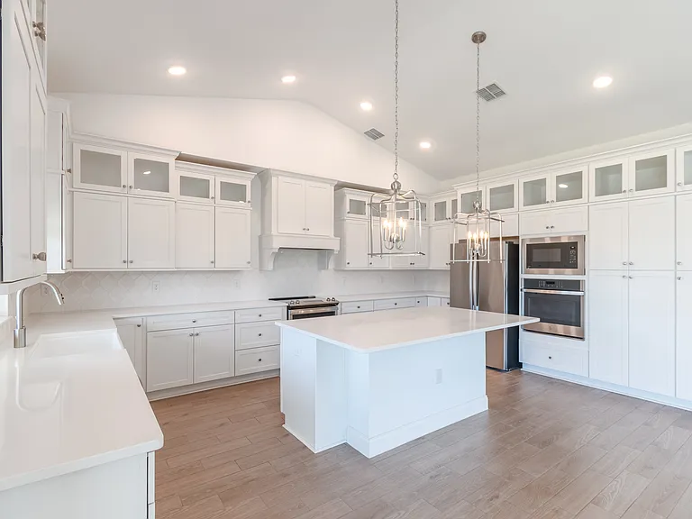 3412 Armen Dr — Photo 4