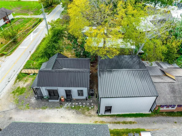 106 Spring School Rd, Spring, TX 77373