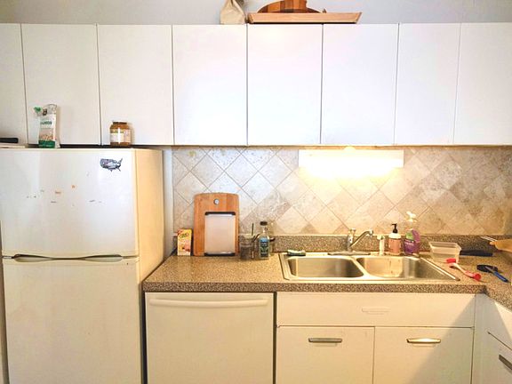 5th image of 1451 E 55th St APT 1017