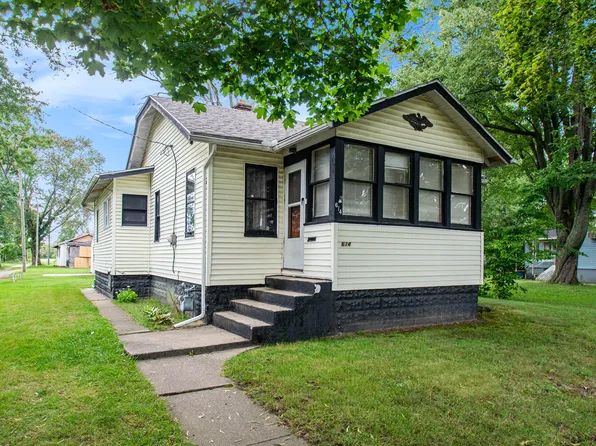 614 N 12th St, Niles, MI 49120