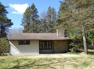 12964 Sperry Rd, Chesterland, OH 44026