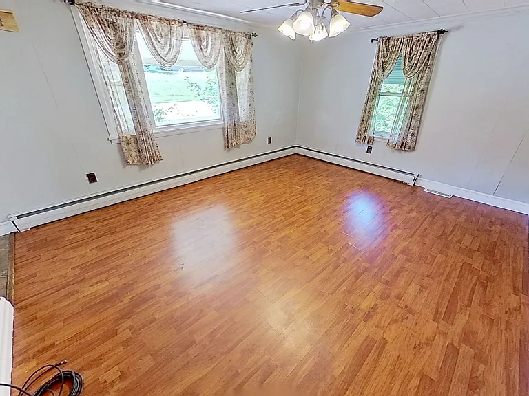254 Ridge Ave — Photo 5