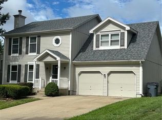 12322 S Acuff Ln, Olathe, KS 66062