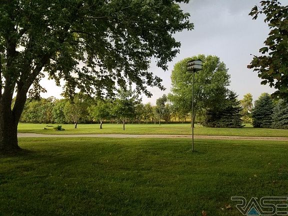 3rd image of 46813 282nd St