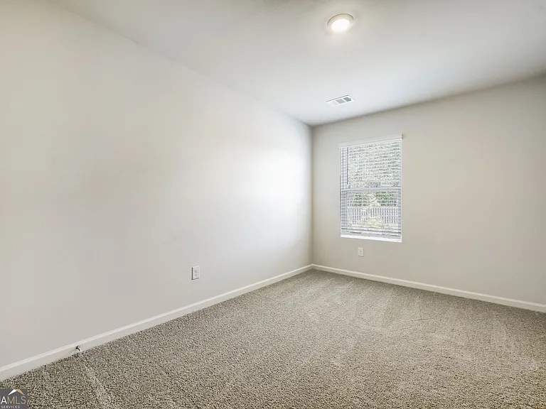 5980 Skylar Dr — Photo 10