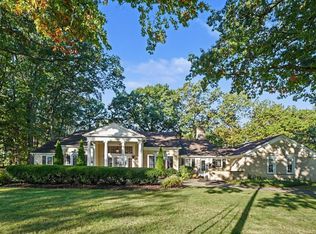168 Orchard Hill Dr, Amherst, OH 44001