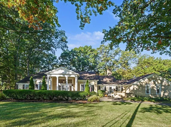168 Orchard Hill Dr, Amherst, OH 44001