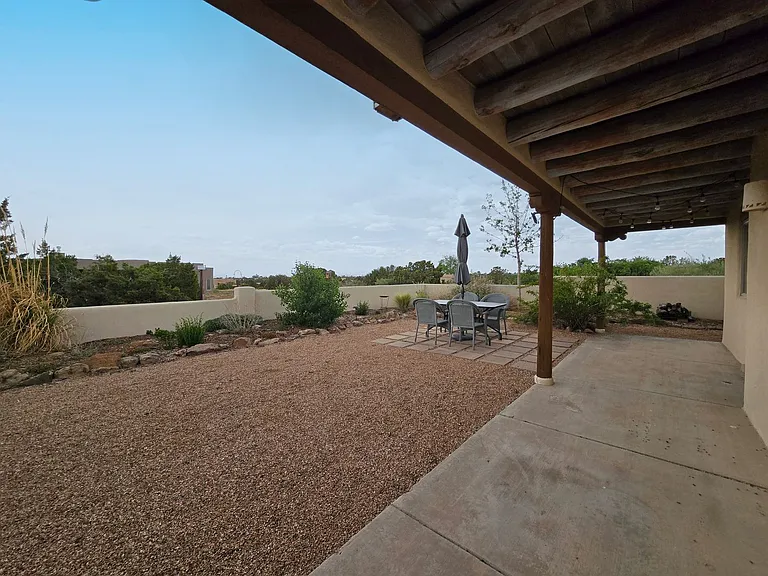4 Inez Ct — Photo 34