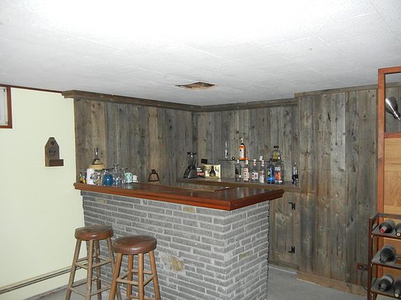 4th image of 82 Park Ave
