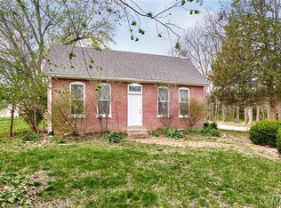 275 Pinckney St, Warrenton, MO 63383