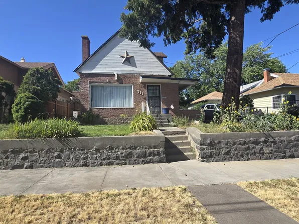 711 NW Carden Ave, Pendleton, OR 97801
