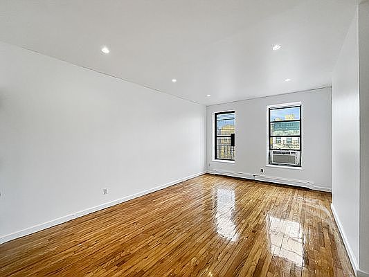 3rd image of 314 W 116th St APT 5B