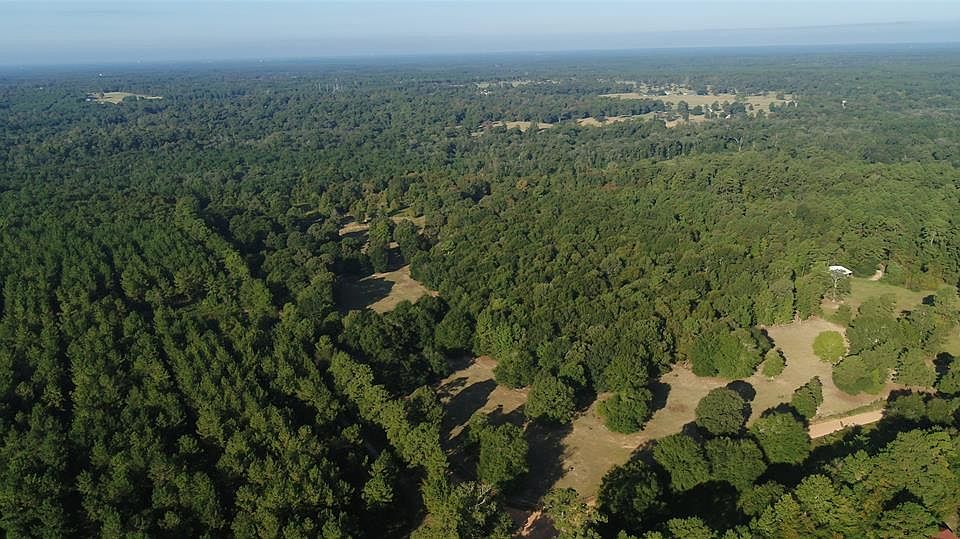 2nd image of 200 Kelly Rd