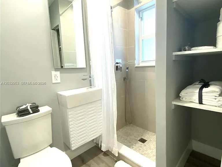 7901 SW 64th Ave #18 — Photo 11