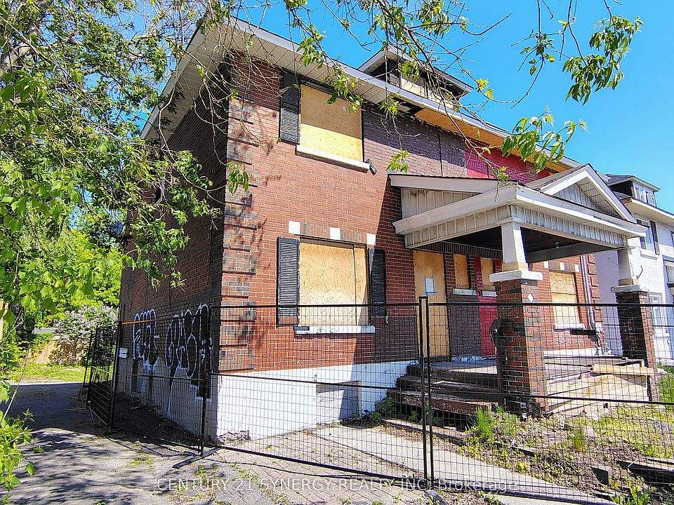 1st image of 475 Catherine St