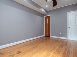 210 20th St NE #1, Washington, DC 20002