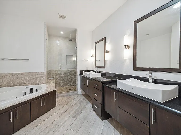 1012 Stanford St — Photo 22