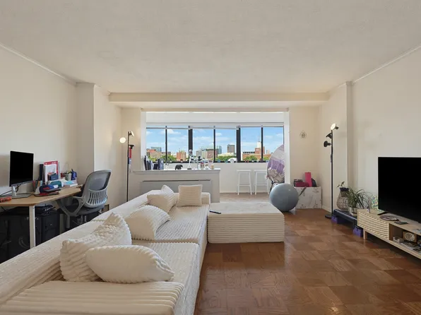 6 Whittier Pl APT 7B, Boston, MA 02114