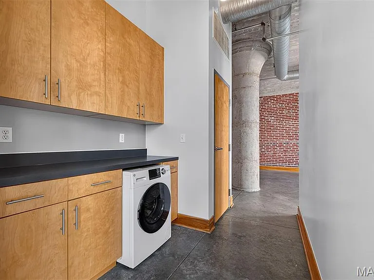 1601 Washington Ave #401 — Photo 17