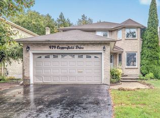 979 Copperfield Dr, Oshawa, ON L1K 2E9