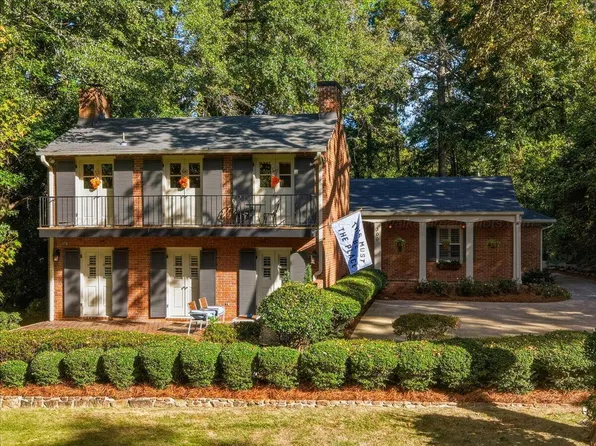 300 Crest Cir S, Jasper, AL 35501