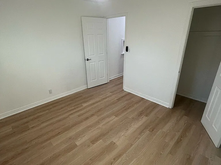 725 Eubanks — Photo 18