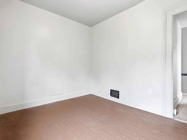 5109 Montgomery Rd — Photo 4