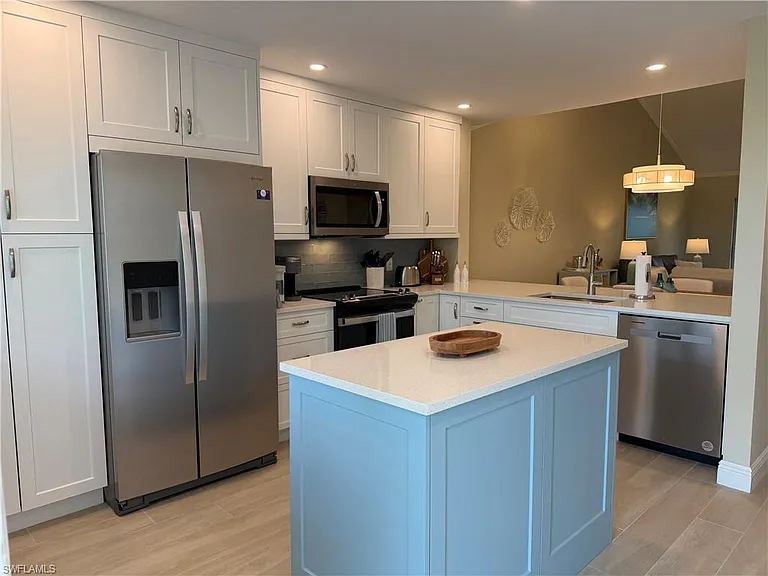 3002 Sandpiper Bay Cir #A306 — Photo 5
